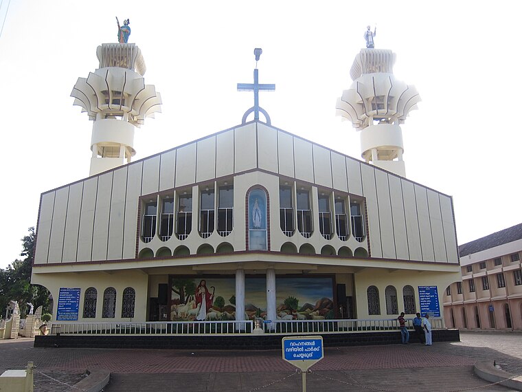 Koratty_Church_-_കൊരട്ടി_പള്ളി